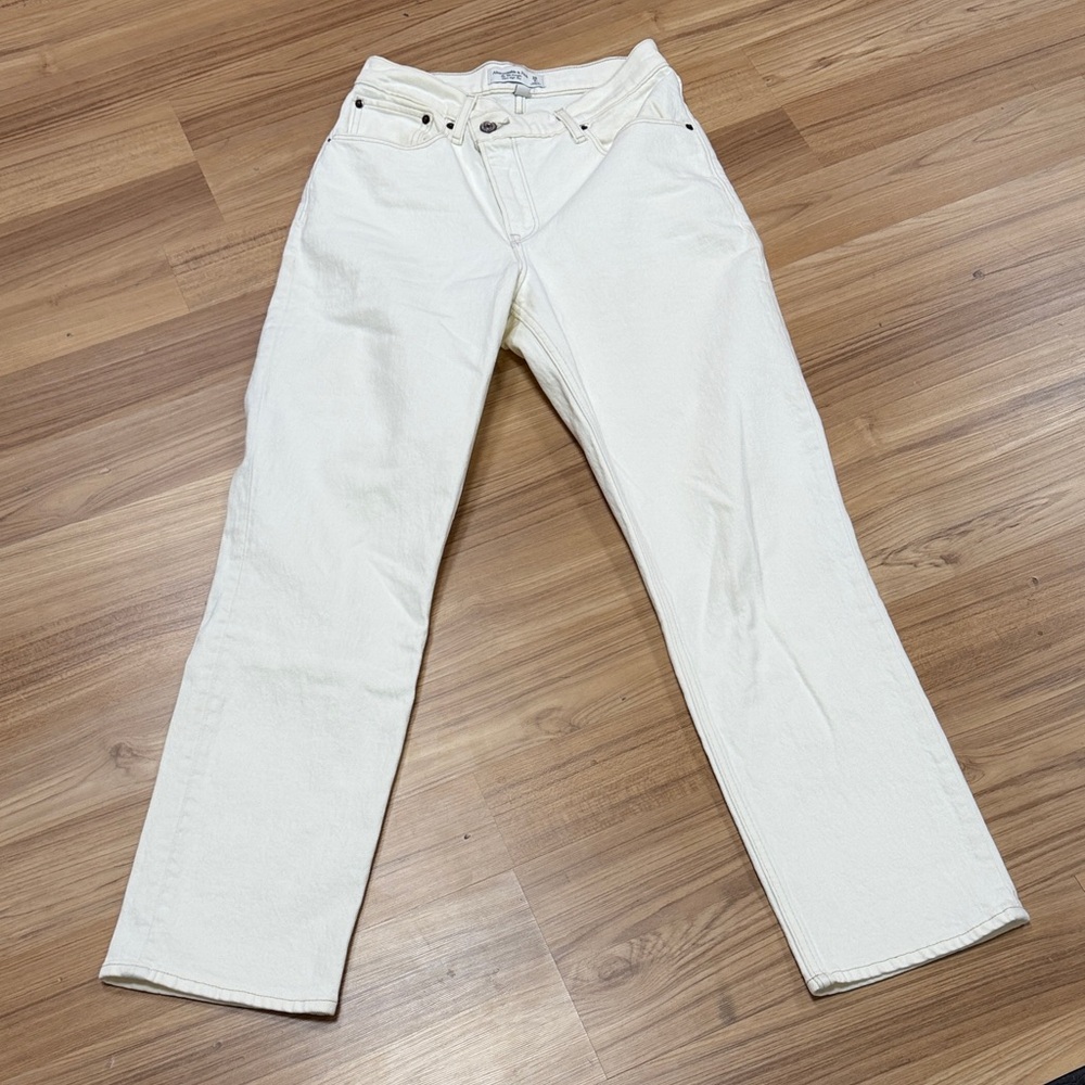 ABERCROMBIE & FITCH THE 90S STRAIGHT, ULTRA HIGH-RISE CURVY LOVE DENIM JEANS